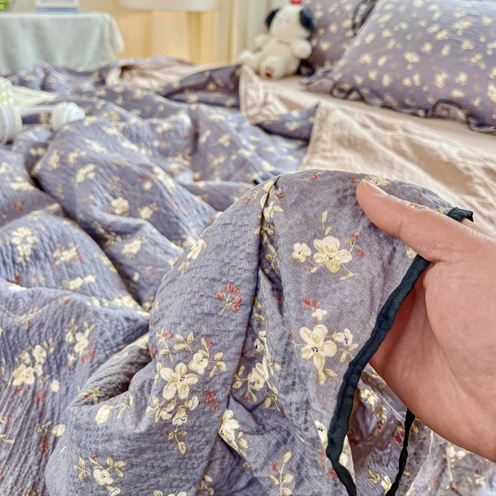 91家纺网 家纺一手货源 找家纺 利禾家纺 2026新款法式花边泡芙纱夏被四件套 米兰灰