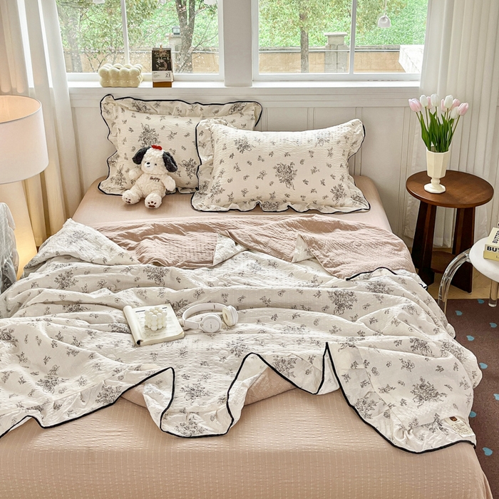 91家纺网 家纺一手货源 找家纺 利禾家纺 2026新款法式花边泡芙纱夏被四件套 南洋