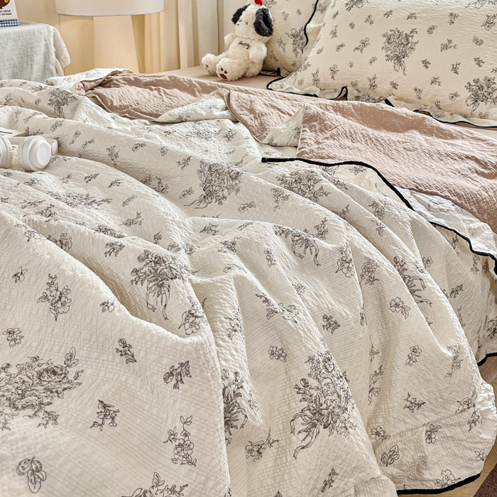 91家纺网 家纺一手货源 找家纺 利禾家纺 2026新款法式花边泡芙纱夏被四件套 南洋