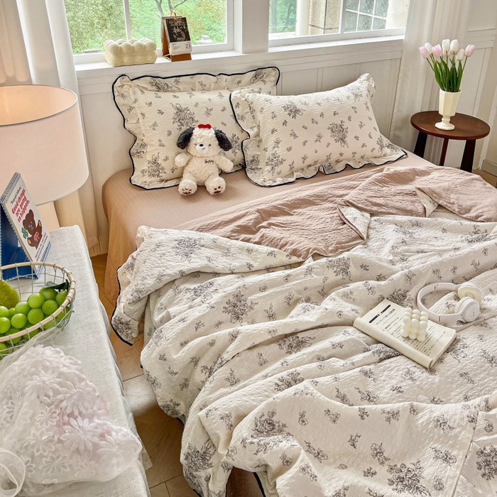 91家纺网 家纺一手货源 找家纺 利禾家纺 2026新款法式花边泡芙纱夏被四件套 南洋