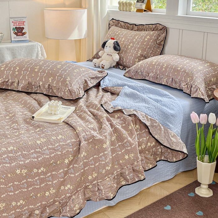 91家纺网 家纺一手货源 找家纺 利禾家纺 2026新款法式花边泡芙纱夏被四件套 情人节咖