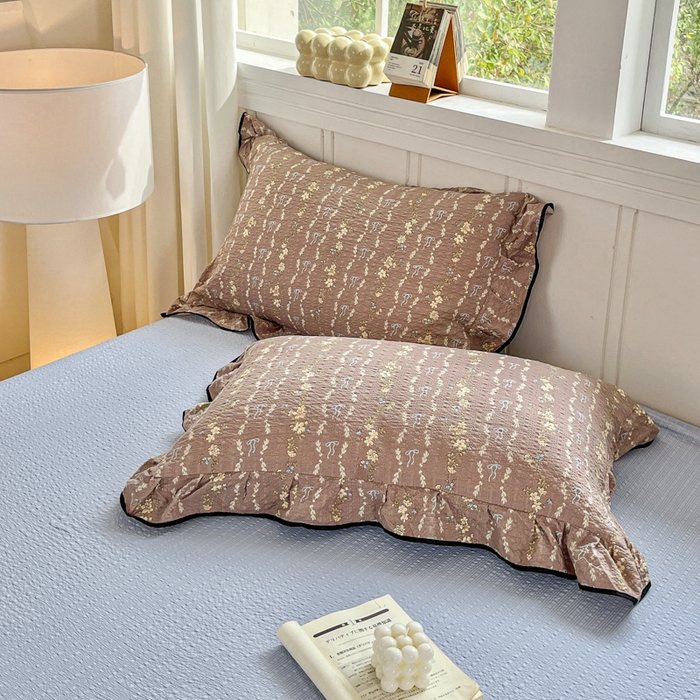 91家纺网 家纺一手货源 找家纺 利禾家纺 2026新款法式花边泡芙纱夏被四件套 情人节咖