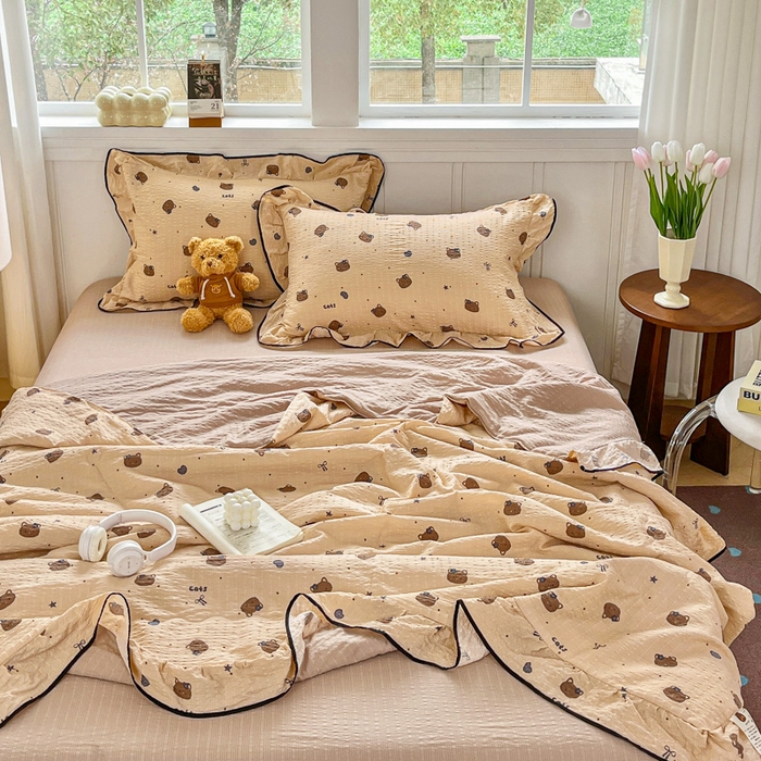 91家纺网 家纺一手货源 找家纺 利禾家纺 2026新款法式花边泡芙纱夏被四件套 曲奇猫