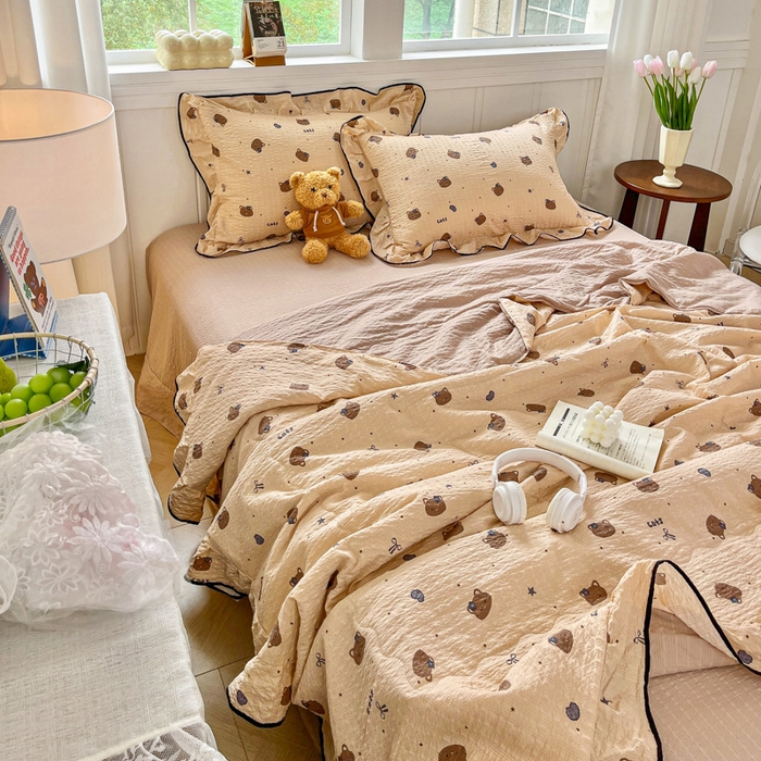 91家纺网 家纺一手货源 找家纺 利禾家纺 2026新款法式花边泡芙纱夏被四件套 曲奇猫