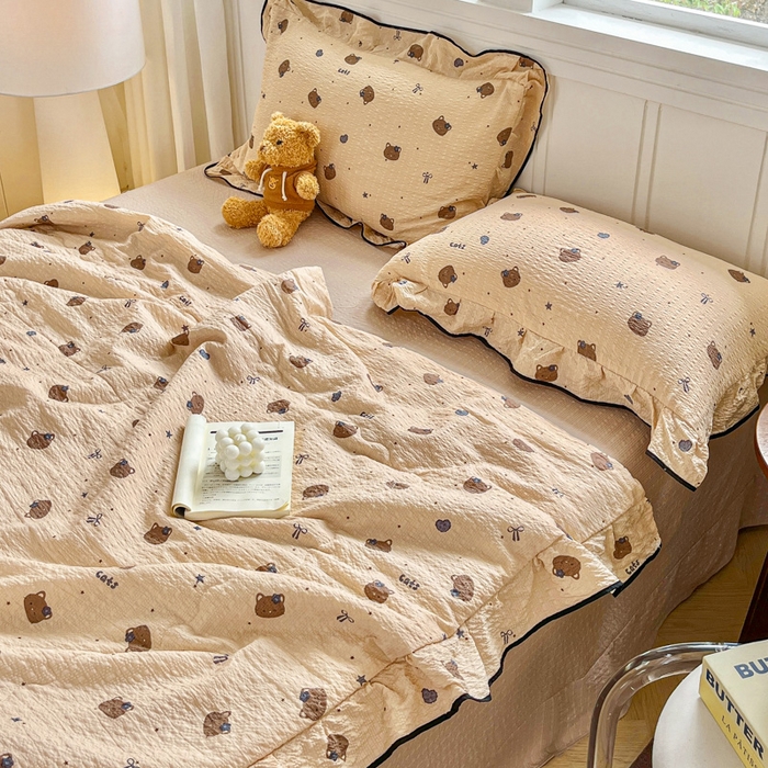 91家纺网 家纺一手货源 找家纺 利禾家纺 2026新款法式花边泡芙纱夏被四件套 曲奇猫