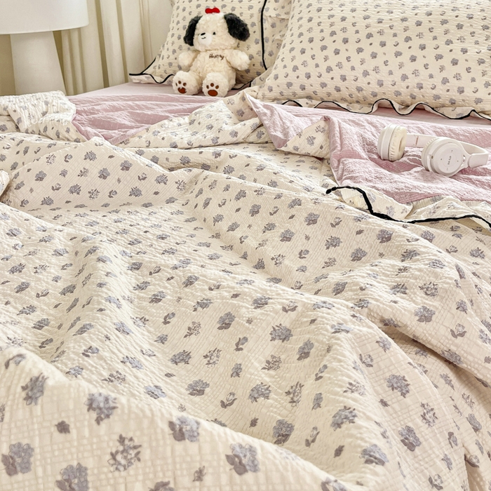 91家纺网 家纺一手货源 找家纺 利禾家纺 2026新款法式花边泡芙纱夏被四件套 香雪