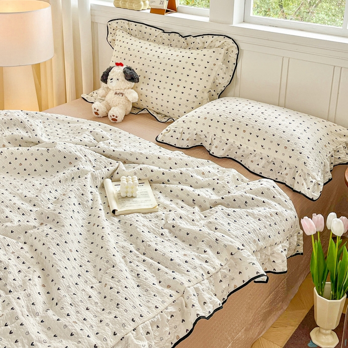 91家纺网 家纺一手货源 找家纺 利禾家纺 2026新款法式花边泡芙纱夏被四件套 心心相印