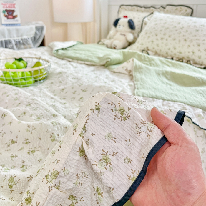 91家纺网 家纺一手货源 找家纺 利禾家纺 2026新款法式花边泡芙纱夏被四件套 叶初开