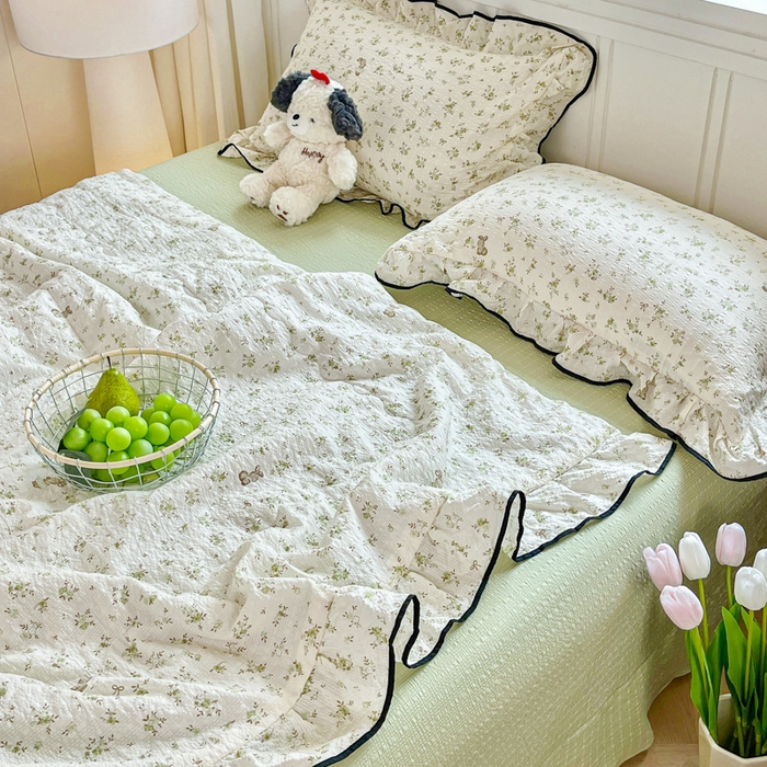 91家纺网 家纺一手货源 找家纺 利禾家纺 2026新款法式花边泡芙纱夏被四件套 叶初开