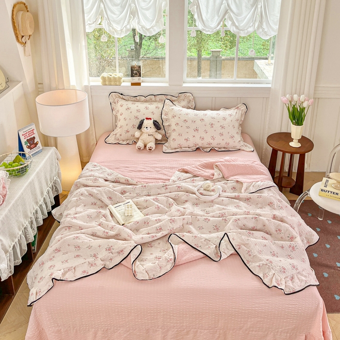 91家纺网 家纺一手货源 找家纺 利禾家纺 2026新款法式花边泡芙纱夏被四件套 月光