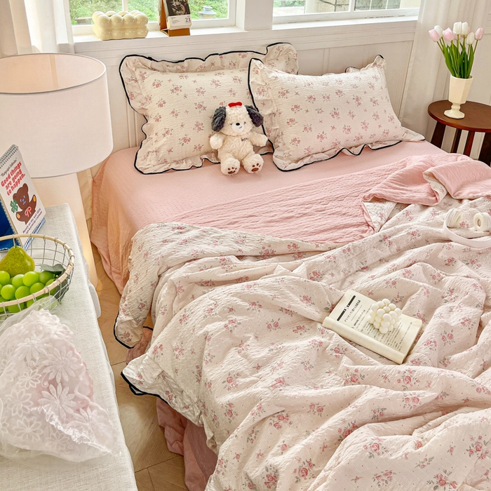 91家纺网 家纺一手货源 找家纺 利禾家纺 2026新款法式花边泡芙纱夏被四件套 月光