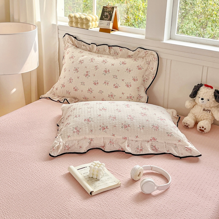 91家纺网 家纺一手货源 找家纺 利禾家纺 2026新款法式花边泡芙纱夏被四件套 月光