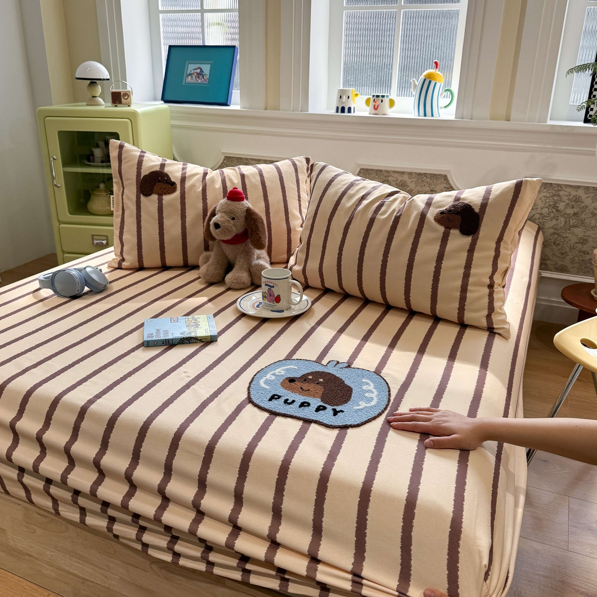 91家纺网 家纺一手货源 找家纺 珺柔家纺 2026新款全棉老粗布床单床笠三件套 咖条puppy