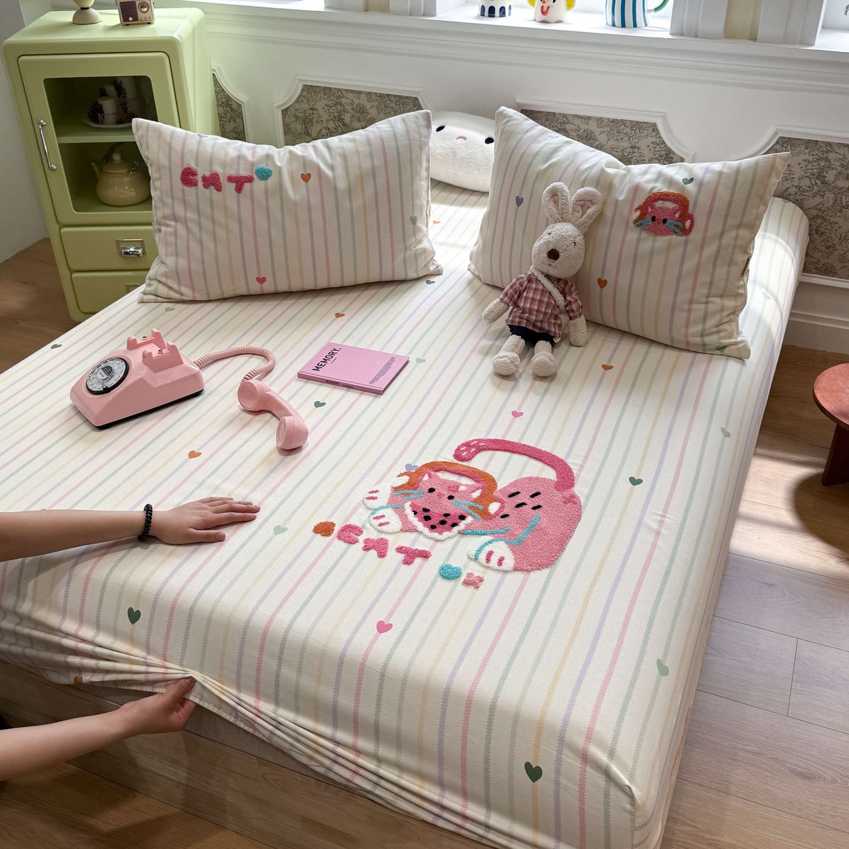 91家纺网 家纺一手货源 找家纺 珺柔家纺 2026新款全棉老粗布床单床笠三件套 音乐小猫