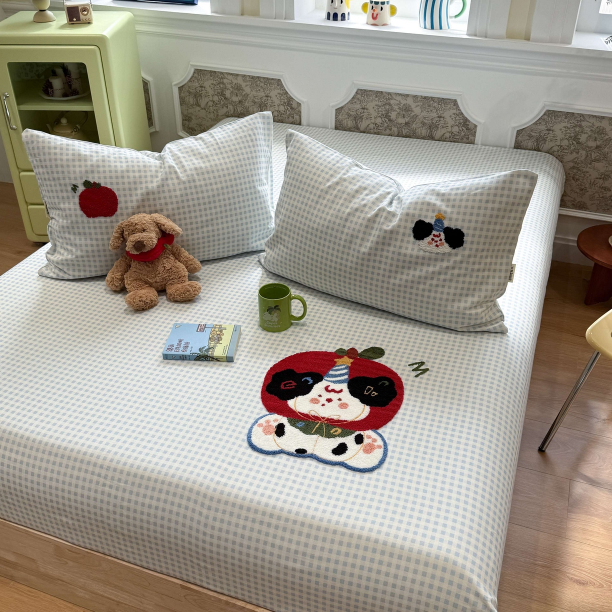 91家纺网 家纺一手货源 找家纺 珺柔家纺 2026新款全棉老粗布床单床笠三件套 蓝格苹果小狗