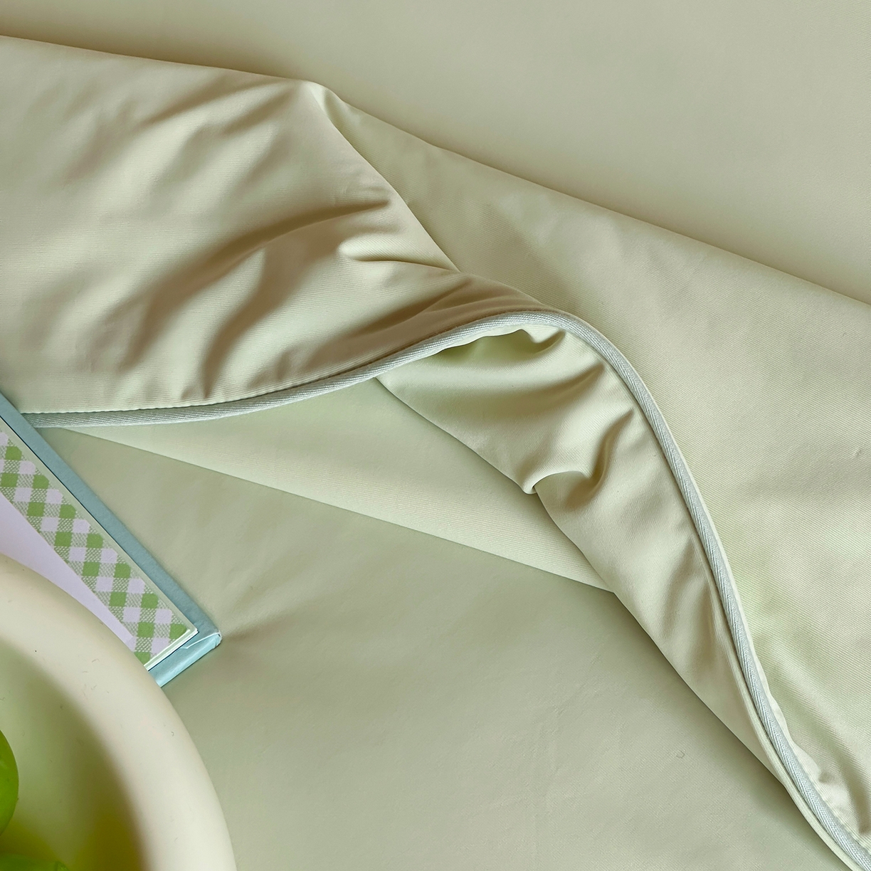 91家纺网 家纺一手货源 找家纺 傲蕾良品 2026新款冰冰鸭即刻凉感夏被-婴童尺寸 犀牛和鳄鱼