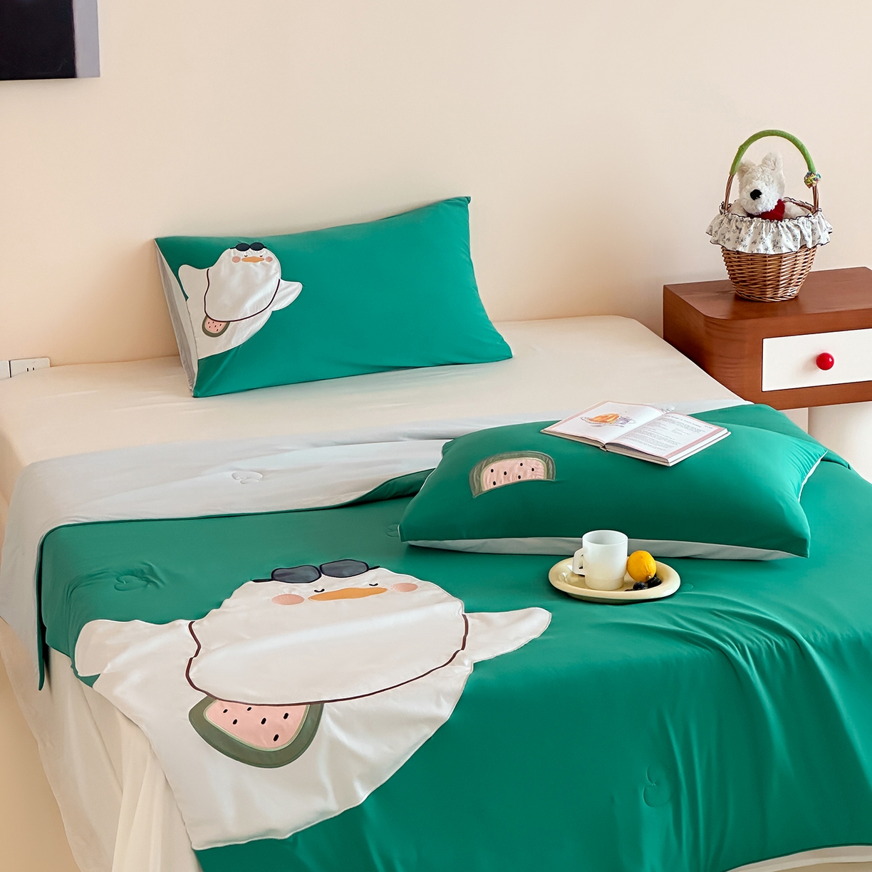 91家纺网 家纺一手货源 找家纺 傲蕾良品 2026新款冰冰鸭即刻凉感夏被-成人尺寸 西瓜鸭鸭