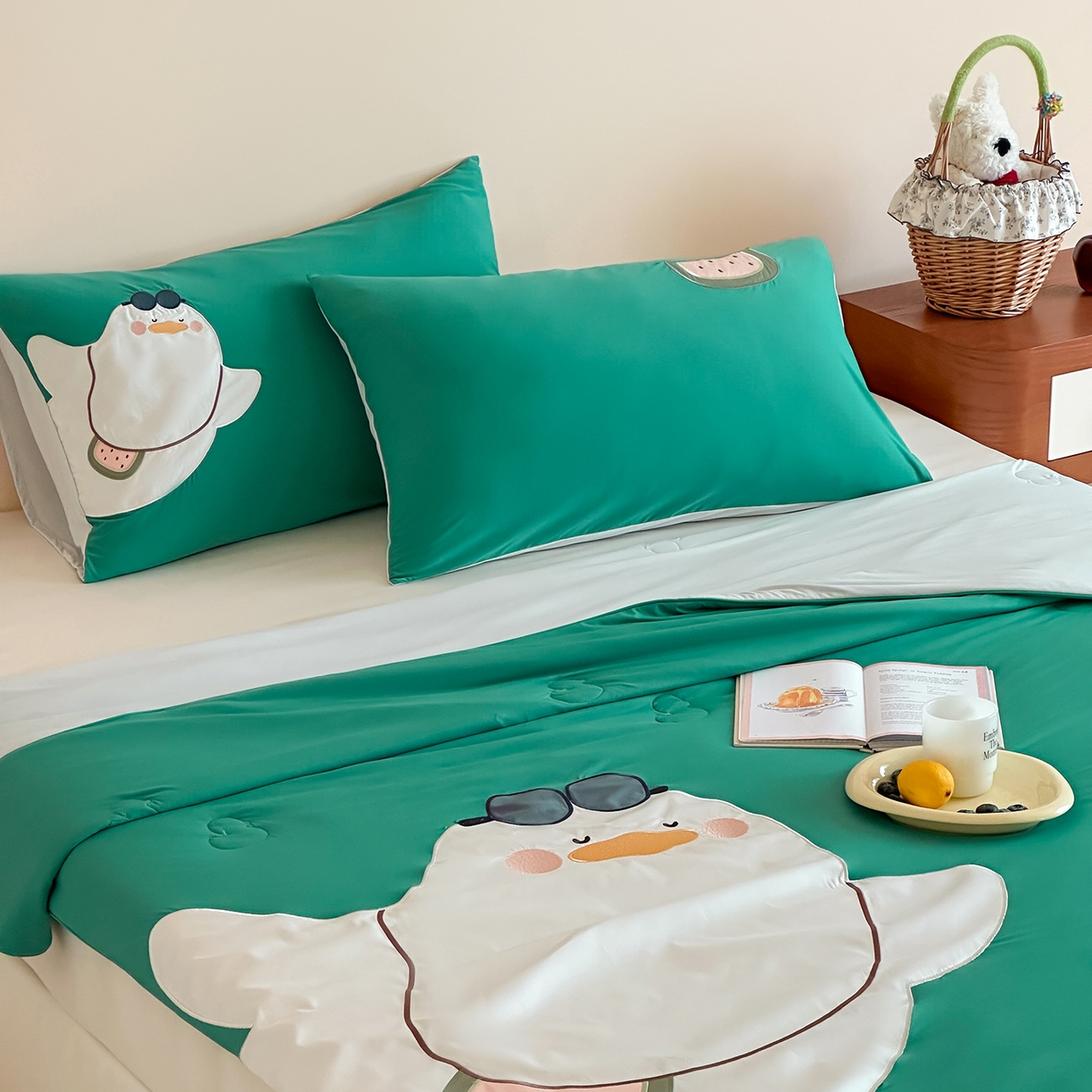 91家纺网 家纺一手货源 找家纺 傲蕾良品 2026新款冰冰鸭即刻凉感夏被-成人尺寸 西瓜鸭鸭