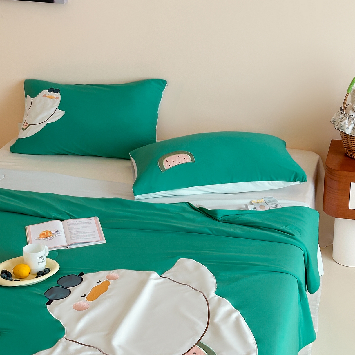 91家纺网 家纺一手货源 找家纺 傲蕾良品 2026新款冰冰鸭即刻凉感夏被-成人尺寸 西瓜鸭鸭