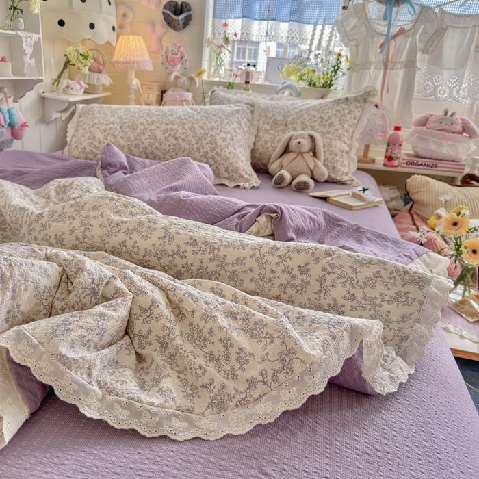 91家纺网 家纺一手货源 找家纺 几禾 2026新款泡芙纱全棉蕾丝花边夏被-花笺系列（甜系花边撞入梦境，软乎乎的质感，治愈所有疲惫） 花笺-蕾丝花匣