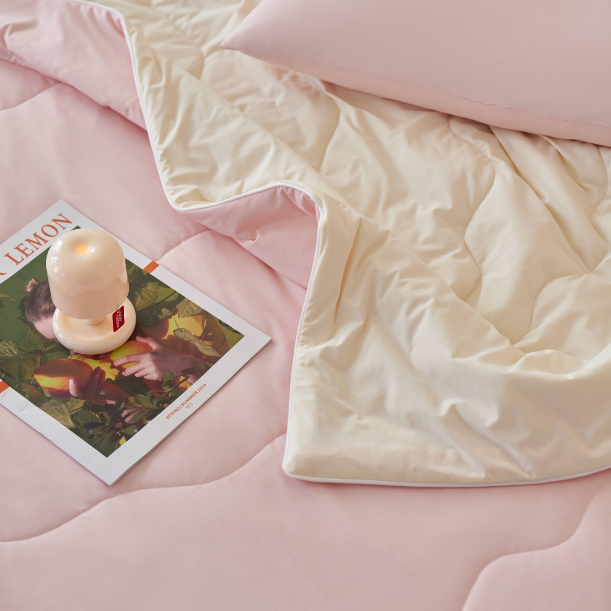 91家纺网 家纺一手货源 找家纺 亿梵家居 2026新款西瓜啵啵凉感夏被夏凉被空调被 蜜桃粉-淡雅黄