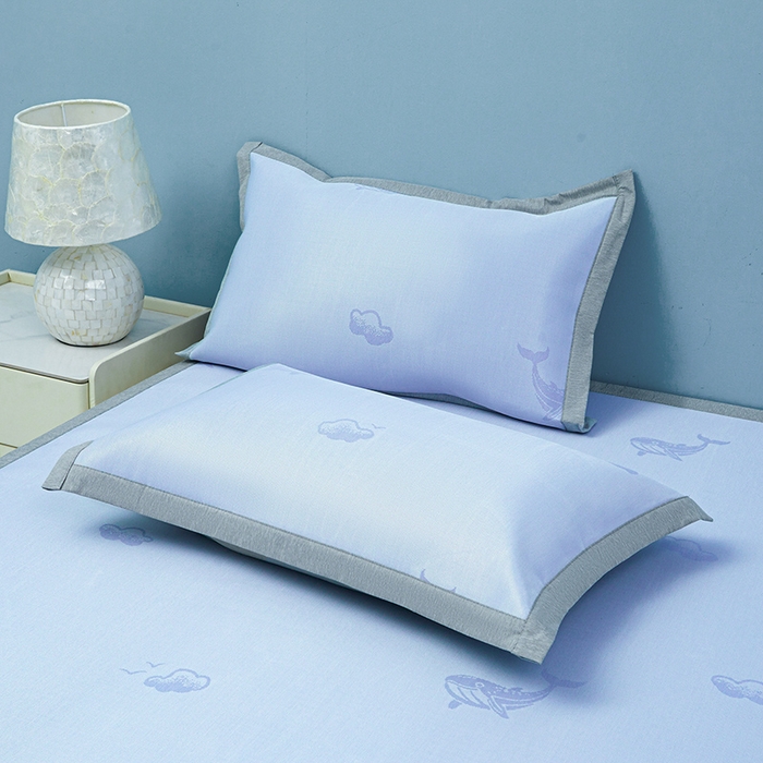 91家纺网 家纺一手货源 找家纺 玖明家纺 2026新款A类精品加厚净味抗菌凉感冰丝席三件套藤席凉席 鲸鱼-兰