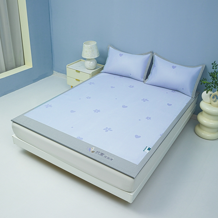 91家纺网 家纺一手货源 找家纺 玖明家纺 2026新款A类精品加厚净味抗菌凉感冰丝席三件套藤席凉席 繁花·花漫山-兰