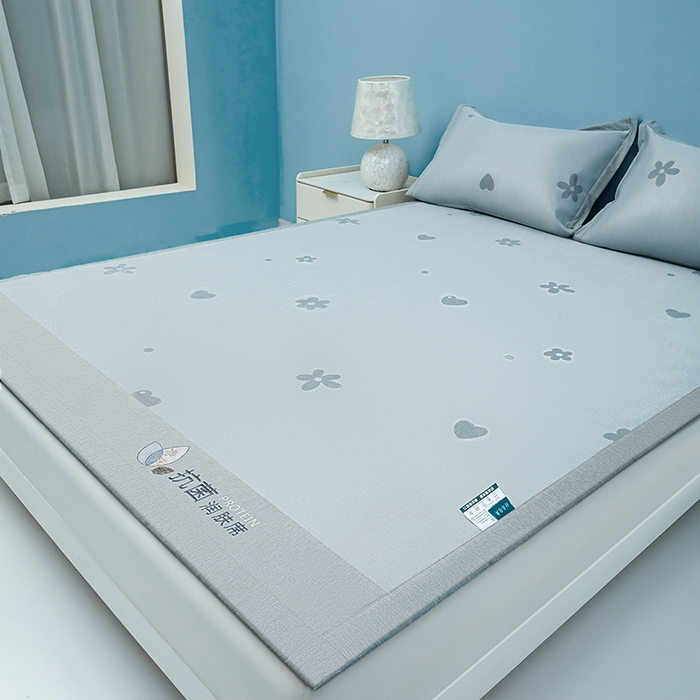 91家纺网 家纺一手货源 找家纺 玖明家纺 2026新款A类精品加厚净味抗菌凉感冰丝席三件套藤席凉席 繁花·花漫山-灰