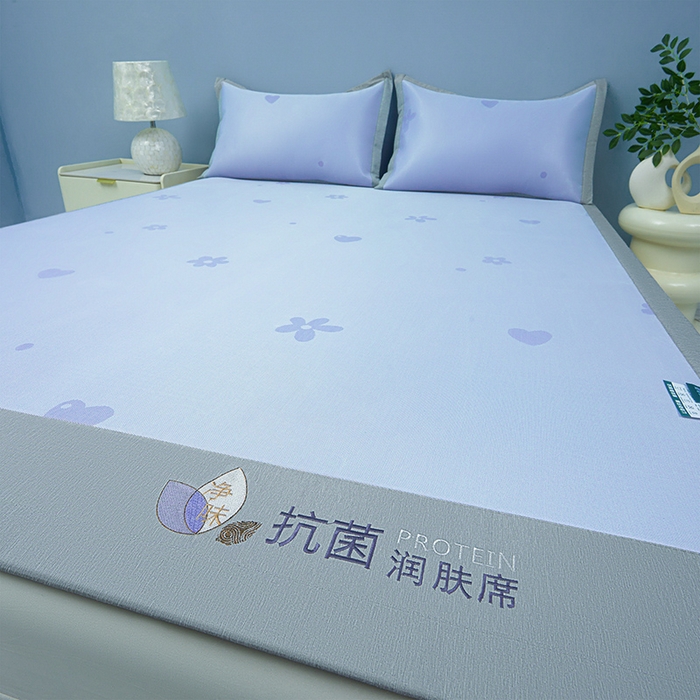 91家纺网 家纺一手货源 找家纺 玖明家纺 2026新款A类精品加厚净味抗菌凉感冰丝席三件套藤席凉席 繁花·花漫山-兰