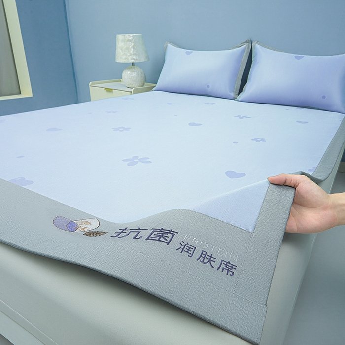 91家纺网 家纺一手货源 找家纺 玖明家纺 2026新款A类精品加厚净味抗菌凉感冰丝席三件套藤席凉席 繁花·花漫山-兰