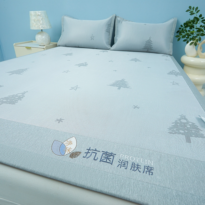 91家纺网 家纺一手货源 找家纺 玖明家纺 2026新款A类精品加厚净味抗菌凉感冰丝席三件套藤席凉席 梦幻森林-灰