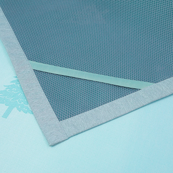 91家纺网 家纺一手货源 找家纺 玖明家纺 2026新款A类精品加厚净味抗菌凉感冰丝席三件套藤席凉席 梦幻森林-绿