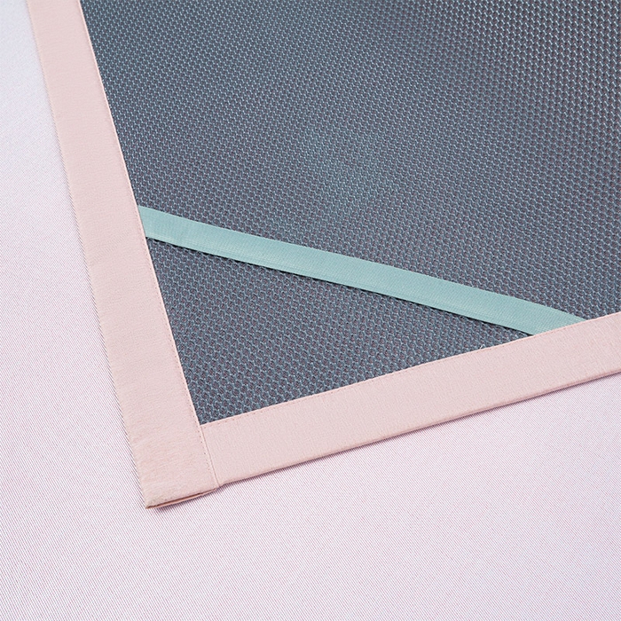 91家纺网 家纺一手货源 找家纺 玖明家纺 2026新款A类精品加厚净味抗菌凉感冰丝席三件套藤席凉席 鲸鱼-粉