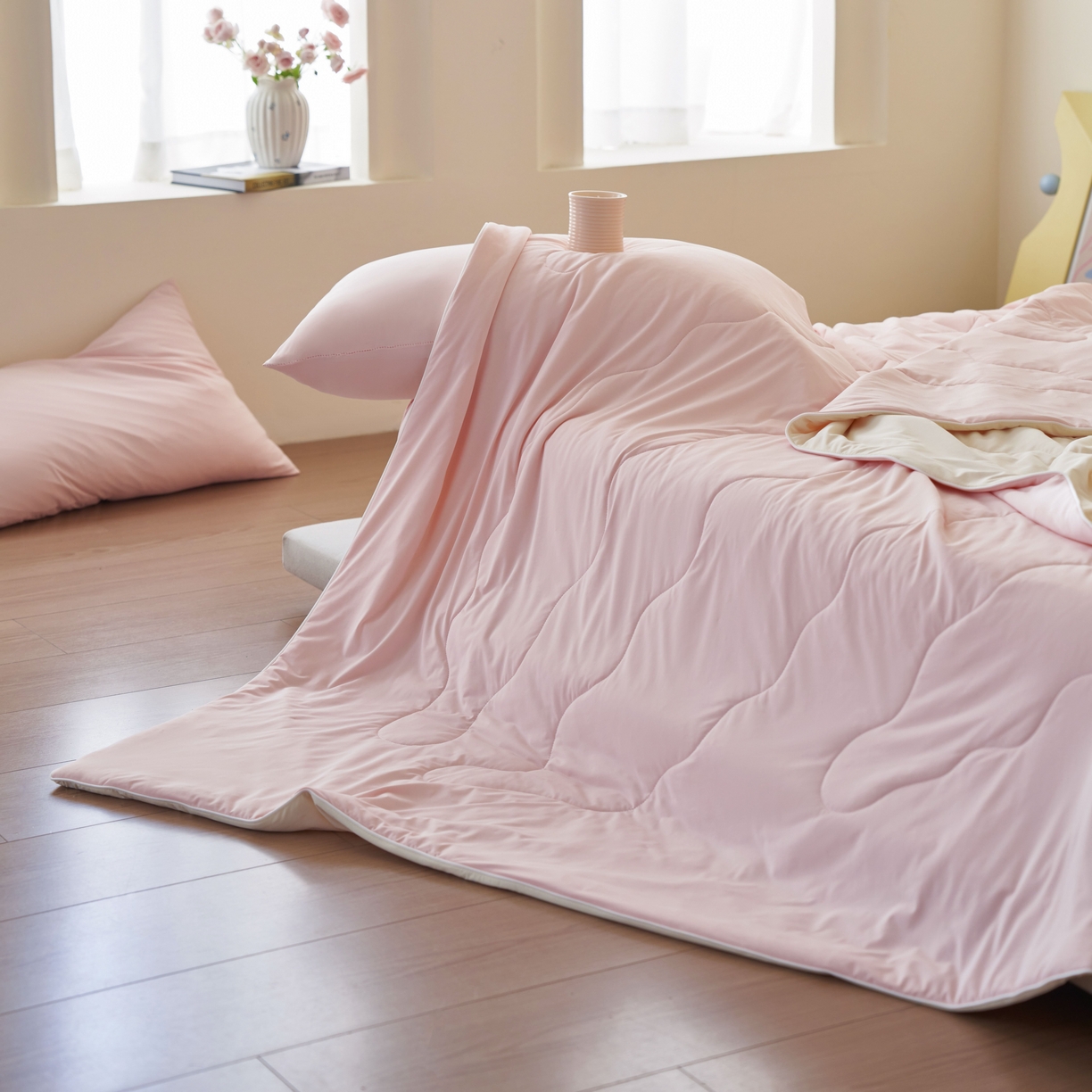 91家纺网 家纺一手货源 找家纺 亿梵家居 2026新款西瓜啵啵凉感夏被夏凉被空调被 蜜桃粉-淡雅黄