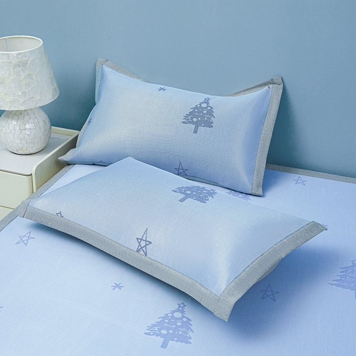 91家纺网 家纺一手货源 找家纺 玖明家纺 2026新款A类精品加厚净味抗菌凉感冰丝席三件套藤席凉席 梦幻森林-兰