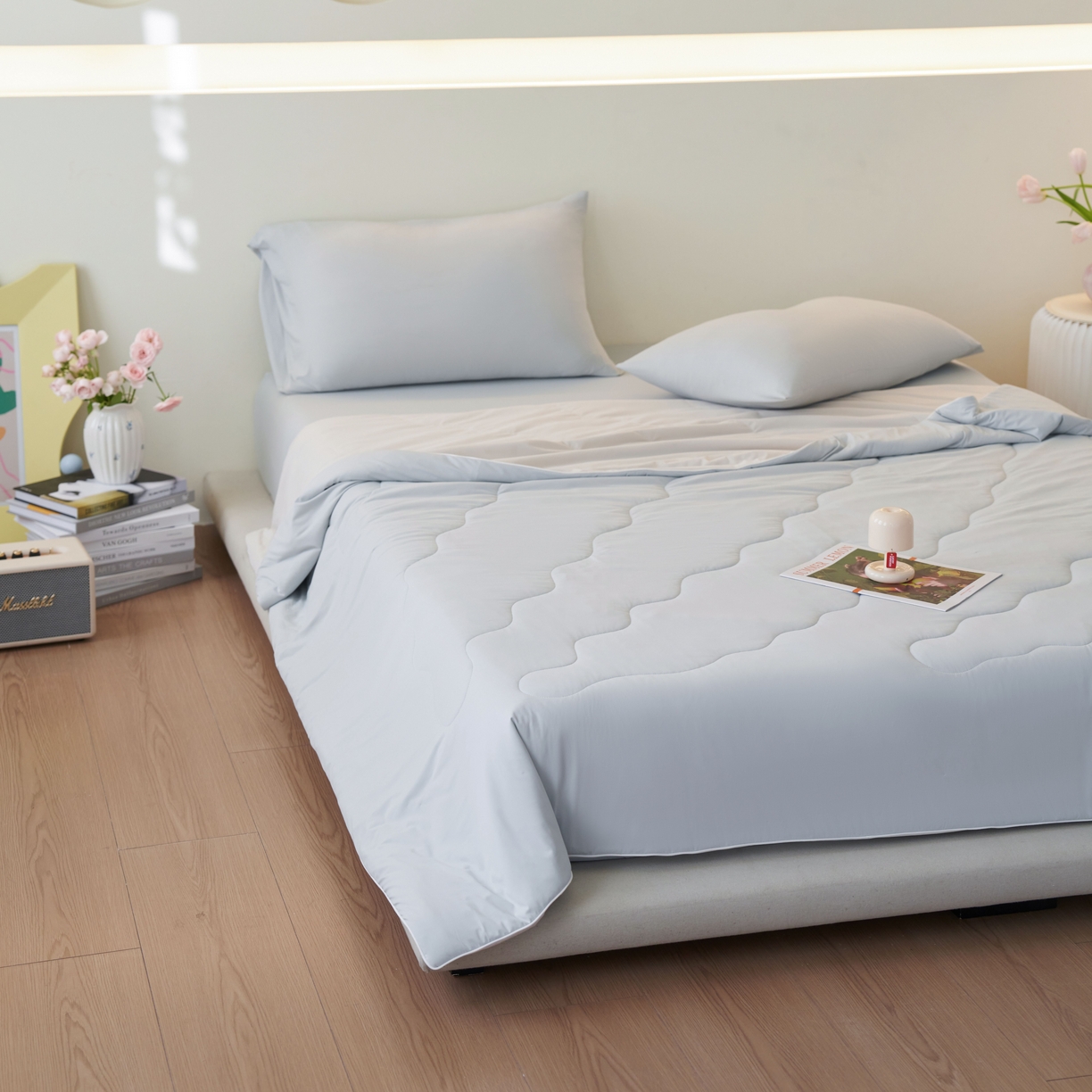 91家纺网 家纺一手货源 找家纺 亿梵家居 2026新款西瓜啵啵凉感夏被夏凉被空调被 轻奢灰-浅奶咖