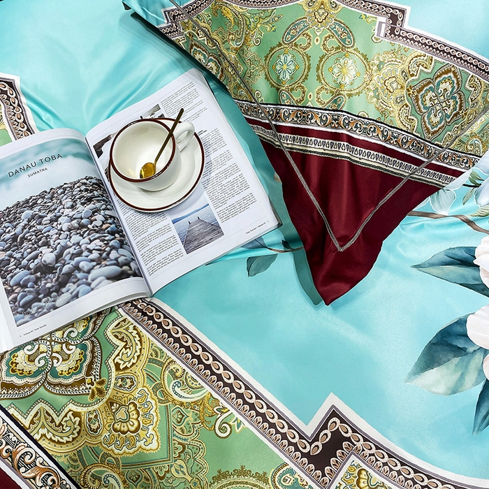 91家纺网 家纺一手货源 找家纺 玉相逢 2026春夏新品水洗仿天丝数码凉感丝四件套系列 花香琉璃-红