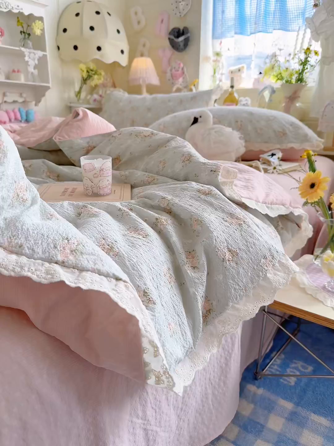 91家纺网 家纺一手货源 找家纺 几禾 2026新款泡芙纱全棉蕾丝花边夏被-花笺系列（甜系花边撞入梦境，软乎乎的质感，治愈所有疲惫） 花笺-柔诗意