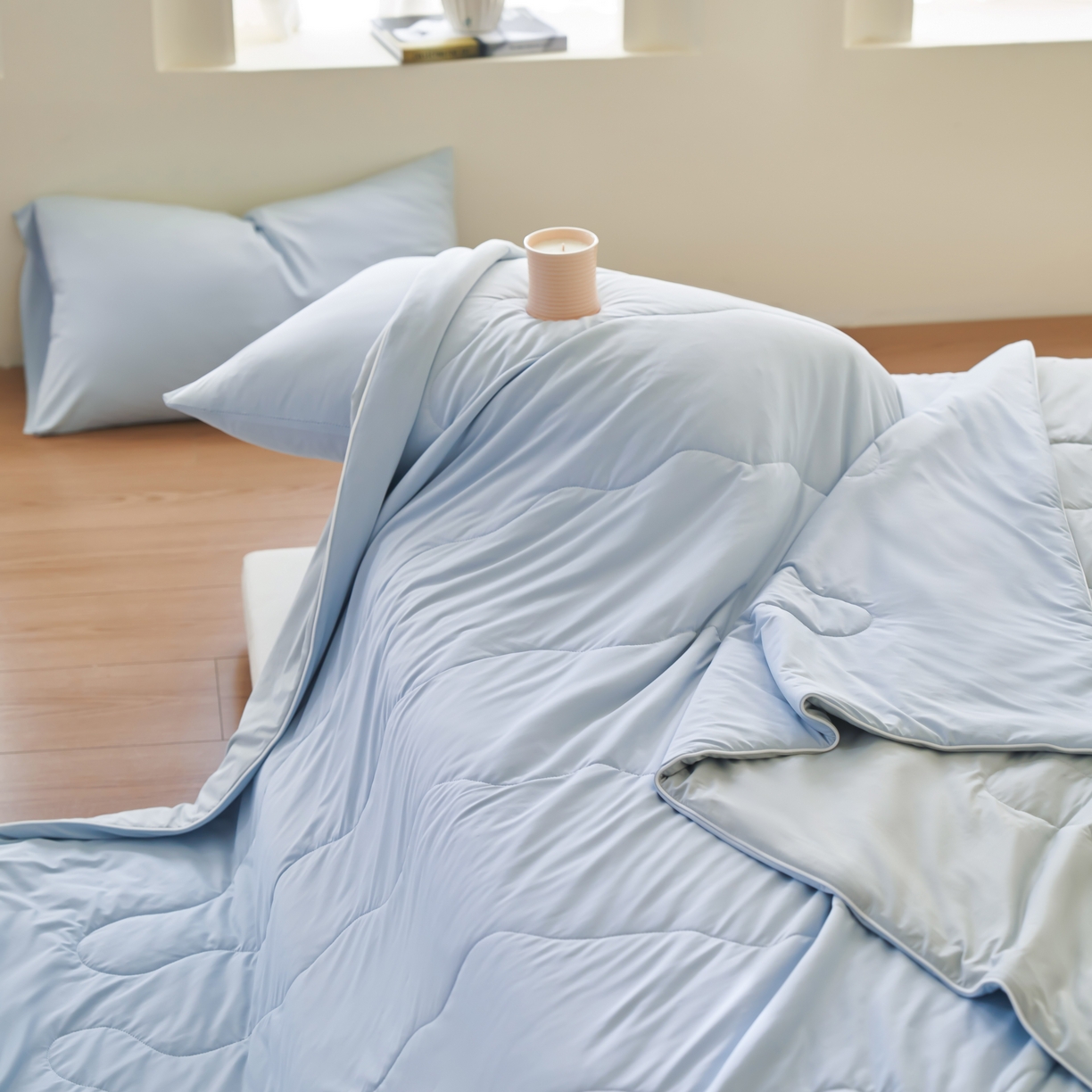 91家纺网 家纺一手货源 找家纺 亿梵家居 2026新款西瓜啵啵凉感夏被夏凉被空调被 天空蓝-轻奢灰