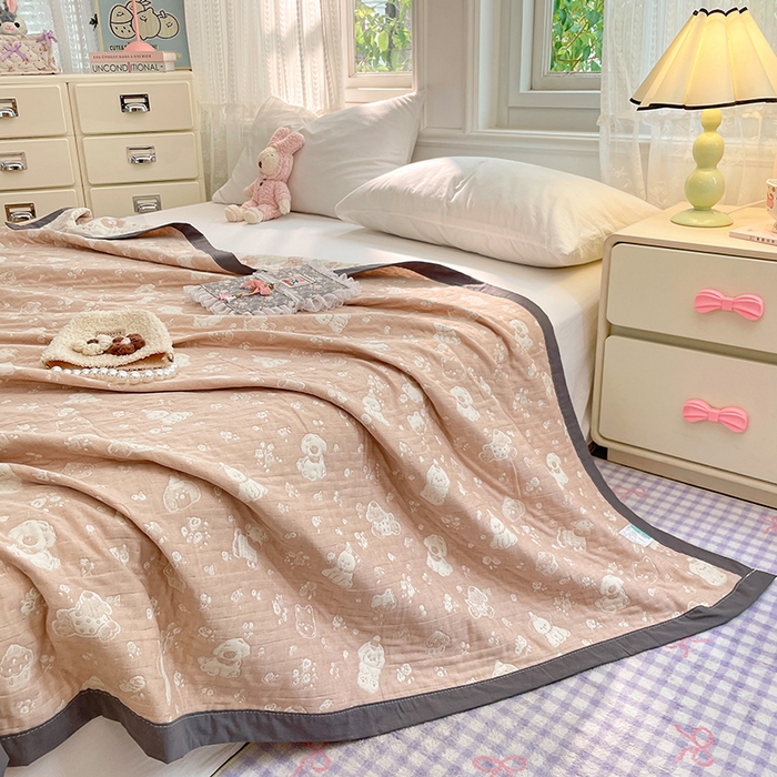 91家纺网 家纺一手货源 找家纺 云天家纺 2026新款A类全棉三层纱多功能毛巾被（盖毯床单夏被） 萌宠小狗-咖