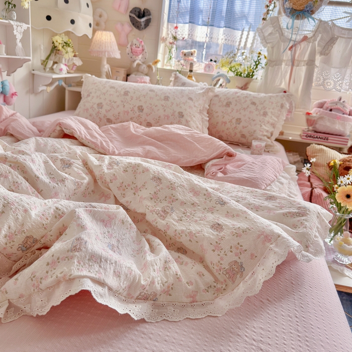 91家纺网 家纺一手货源 找家纺 几禾 2026新款泡芙纱全棉蕾丝花边夏被-花笺系列（甜系花边撞入梦境，软乎乎的质感，治愈所有疲惫） 花笺-庄园小兔