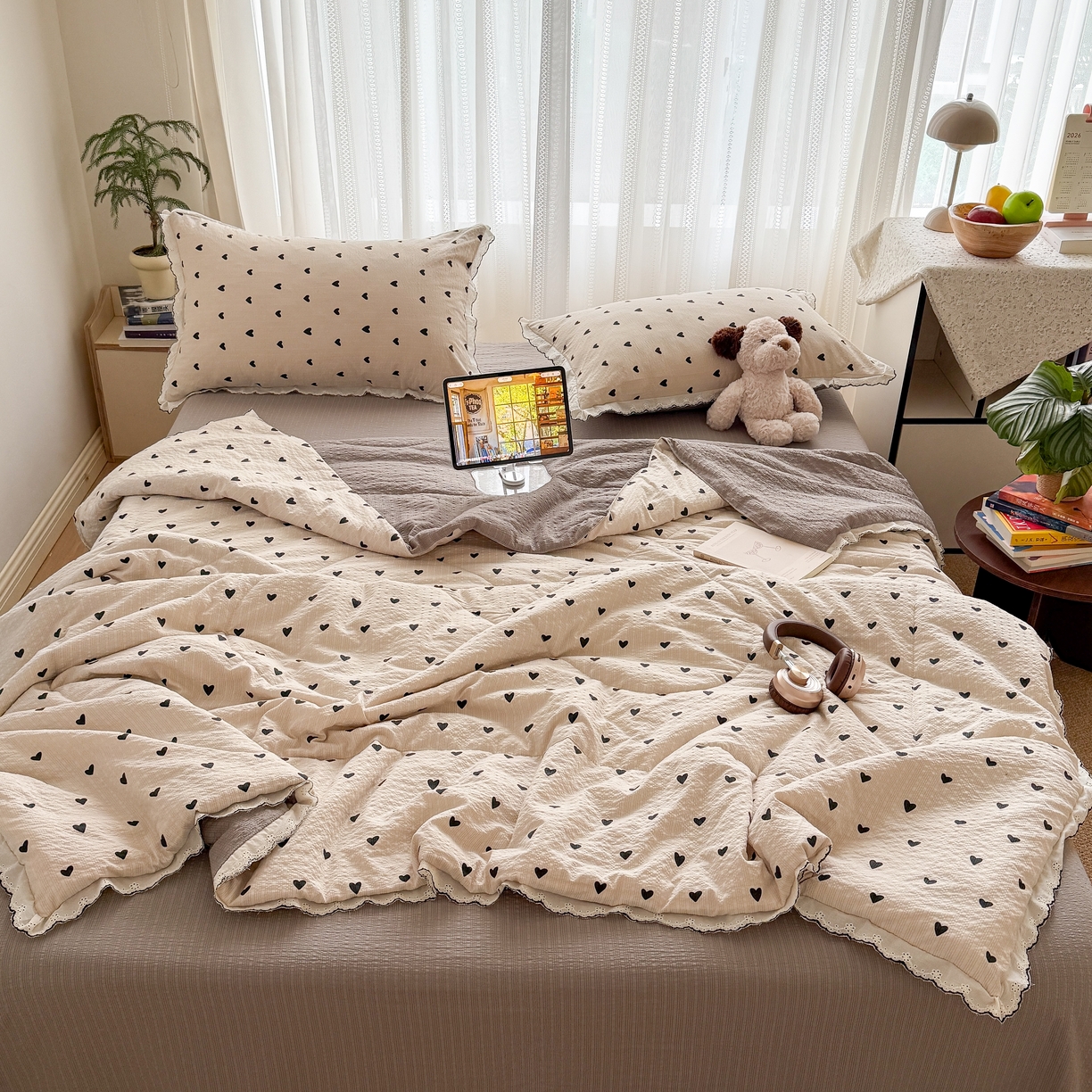 欧尚 2026新款蕾丝花边夏被款四件套 咖爱心