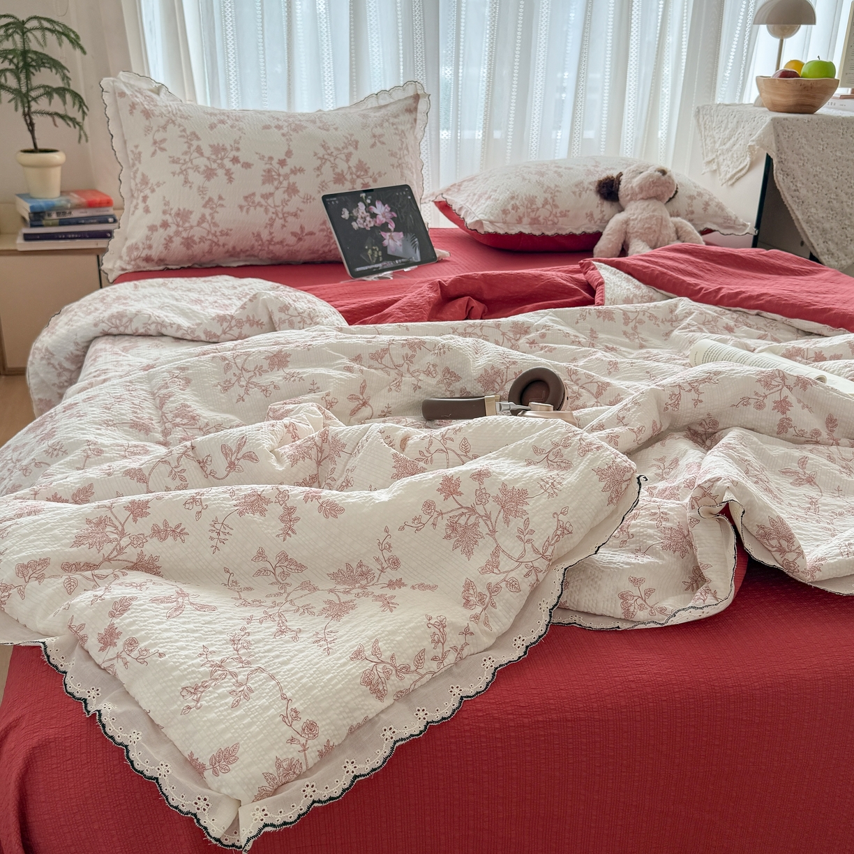 91家纺网 家纺一手货源 找家纺 欧尚 2026新款蕾丝花边夏被款四件套 丽莎