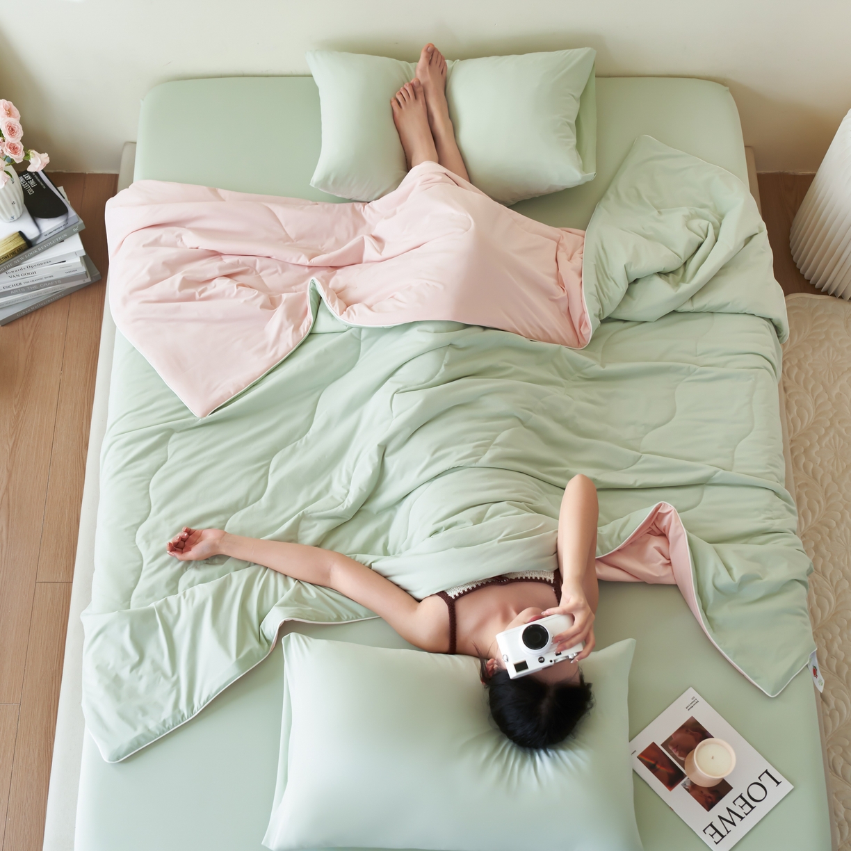 91家纺网 家纺一手货源 找家纺 亿梵家居 2026新款西瓜啵啵凉感夏被夏凉被空调被 星辰绿-海棠粉