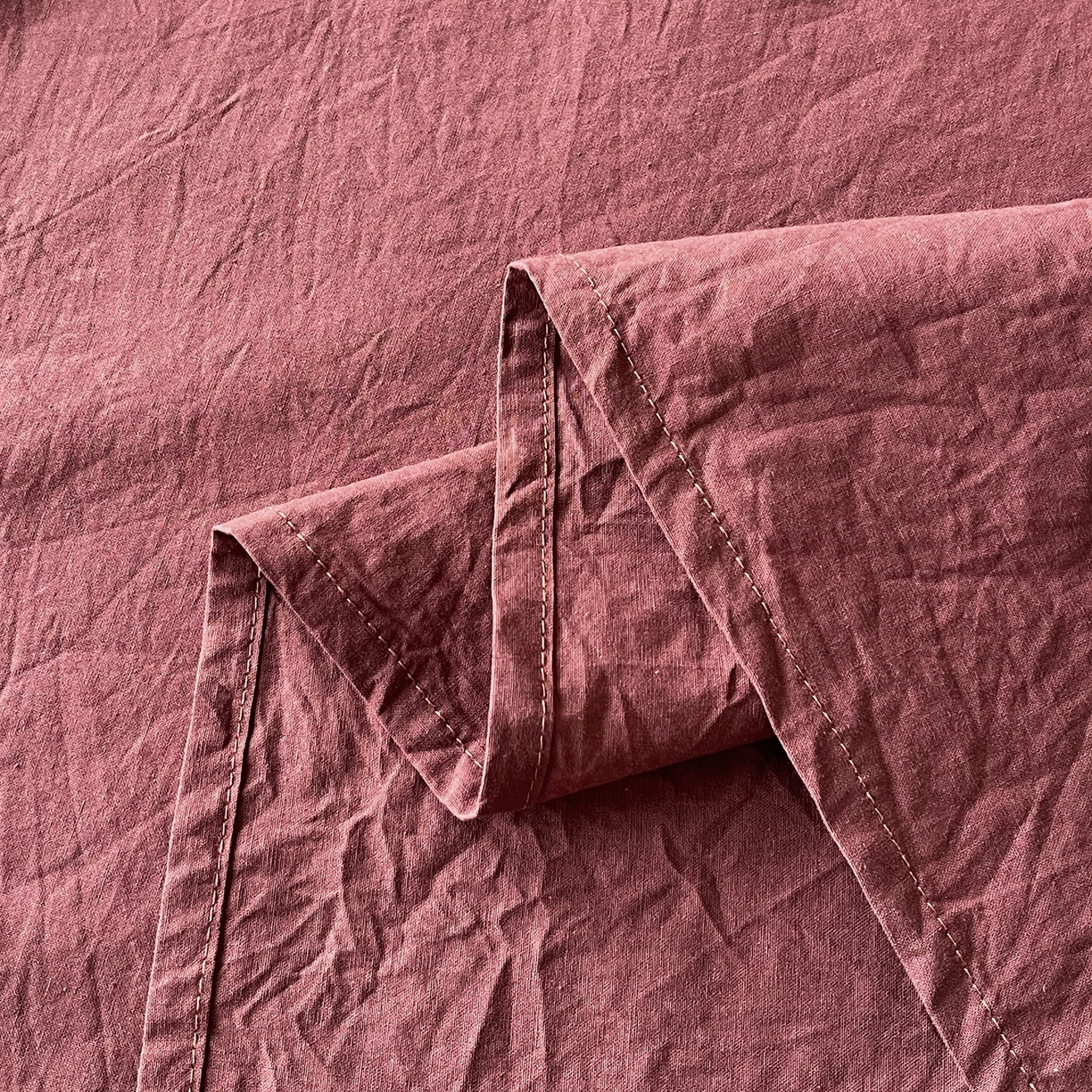 91家纺网 家纺一手货源 找家纺 春皖家纺 2026春夏新款双拼全棉水洗棉单床单床单单件单品床单 可可红