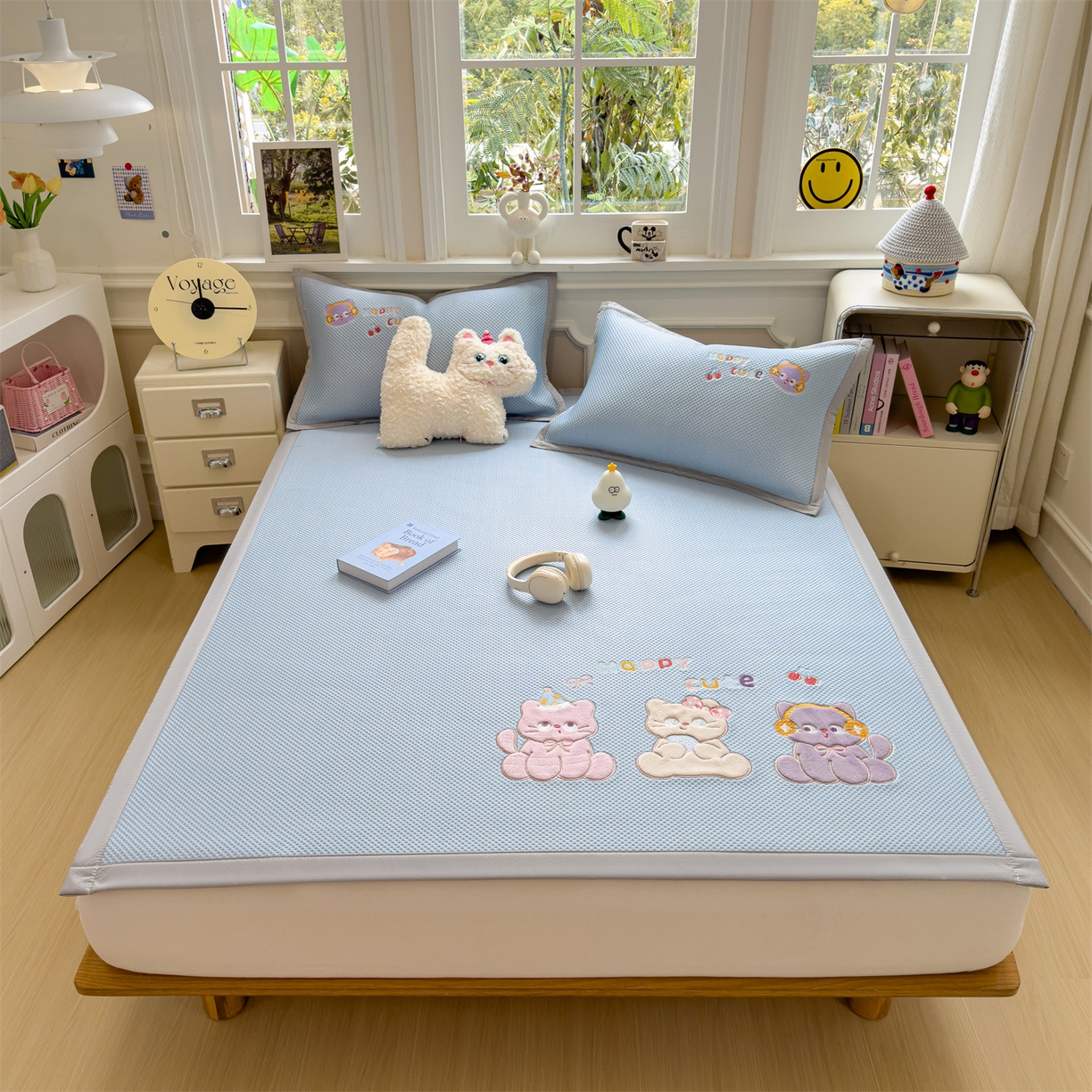 91家纺网 家纺一手货源 找家纺 兄弟坊 2026新款高端A类PE高分子冰丝凉席卡通贴布凉席冰豆豆软凉席 小猫乐园-兰