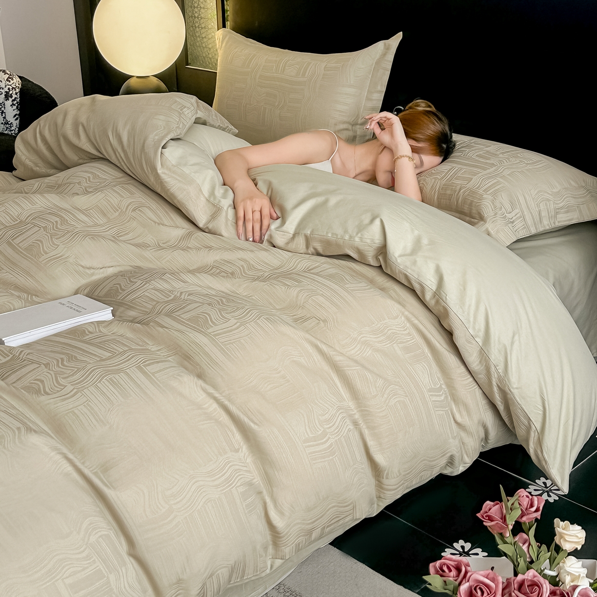 91家纺网 家纺一手货源 找家纺 宅家居 2026新款轻奢A类60支立体浮雕长绒棉纯棉提花贡缎全棉四件套光泽绸缎感三件套 凯迪雅-香槟绿