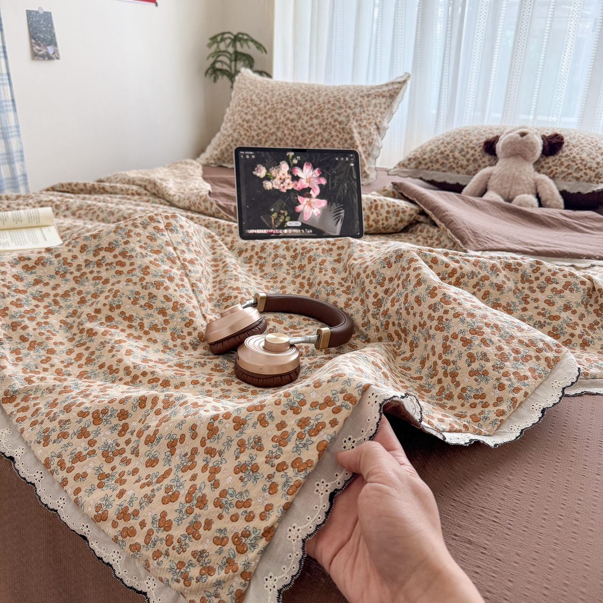 91家纺网 家纺一手货源 找家纺 欧尚 2026新款蕾丝花边夏被款四件套 暖橘枝