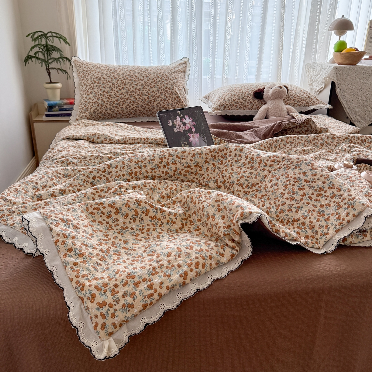 91家纺网 家纺一手货源 找家纺 欧尚 2026新款蕾丝花边夏被款四件套 暖橘枝