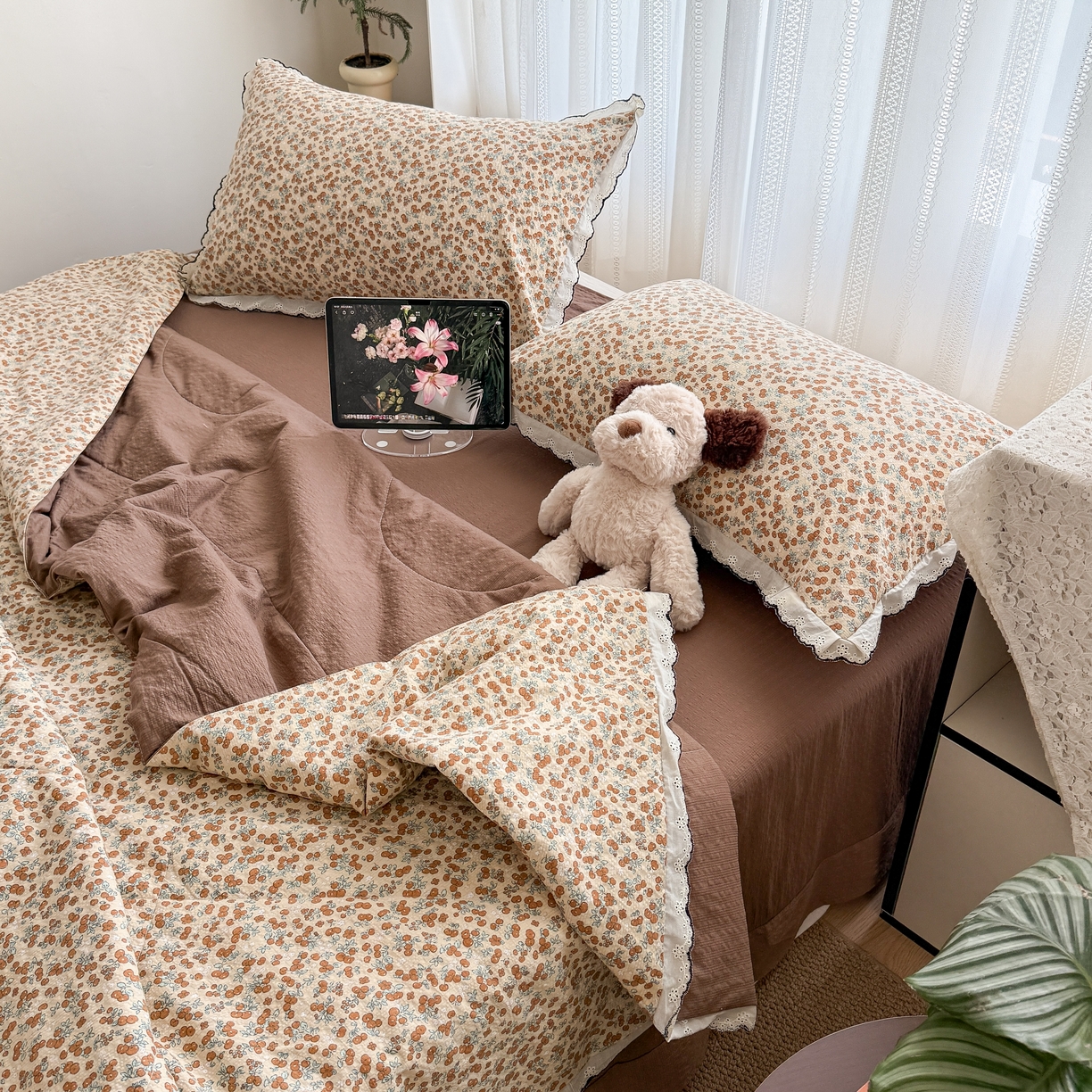 91家纺网 家纺一手货源 找家纺 欧尚 2026新款蕾丝花边夏被款四件套 暖橘枝